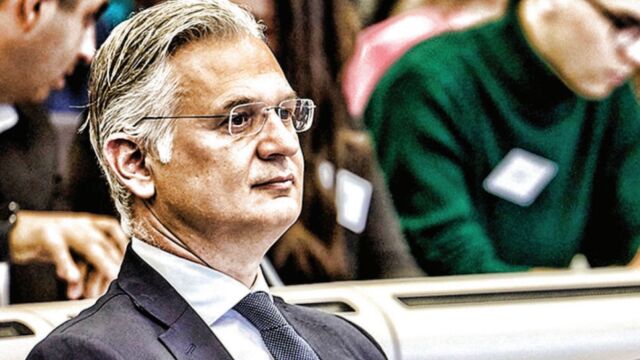 Δημήτρης Πτωχός στα Παραπολιτικά: 