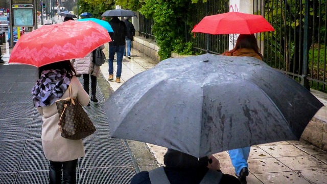 Προσοχή την Τετάρτη: Έρχεται οργανωμένη κακοκαιρία με επικίνδυνα φαινόμενα και πιθανές πλημμύρες (Βίντεο)