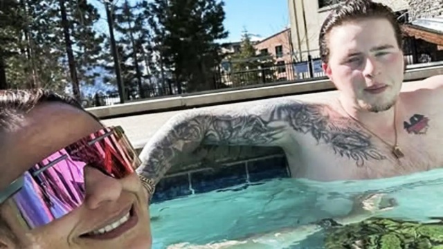 Φρίκη στο Λος Άντζελες: Σοκ σε έπαυλη τρόμου - Τρανς άντρας σκότωσε τη σύντροφό του και πυροβόλησε μέχρι και τον σκύλο της