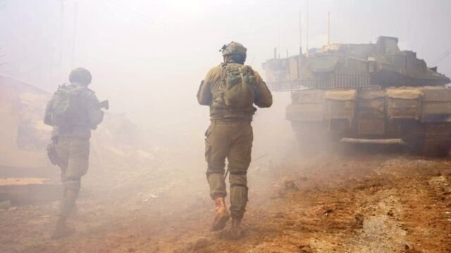 Ισραήλ: Έτοιμο να συνεχίζει να χτυπά το Ιράν 