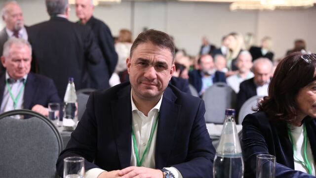 Τσουκαλάς: Όταν έχεις Γεωργιάδη και Πλεύρη, τι να σε πειράξει ο Βελόπουλος;