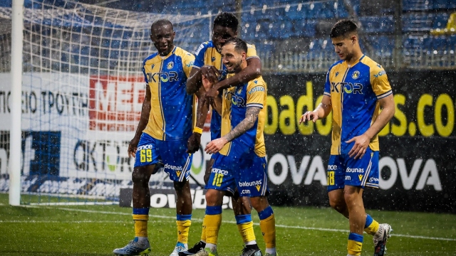 Super League, playouts: Asteras AKTOR και Πανσερραϊκός... απειλούν να φέρουν τα πάνω - κάτω! - Η βαθμολογία και η επόμενη αγωνιστική (Βίντεο)