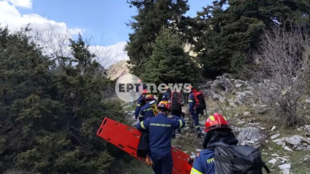 Αγρίνιο: Με αεροδιακομιδή στο Ρίο ο ορειβάτης που εγκλωβίστηκε στην Κουτούπα - Πώς τον μετέφεραν στο σούπερ πούμα (Βίντεο)