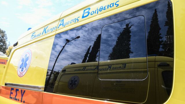 Σοβαρό τροχαίο στην Καλλιθέα: Παράσυρση 12χρονου από μοτοσυκλέτα - Ο οδηγός παρέμεινε στο σημείο