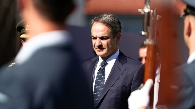 Οι κυβερνήσεις της οκταετίας δεν πήγαν στις κάλπες µε θετικό αφήγηµα, εκτός (