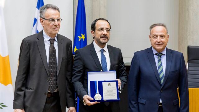 Νίκος Χριστοδουλίδης: Ανακηρύχθηκε σε Επίτιμο Δημότη Θεσσαλονίκης - 