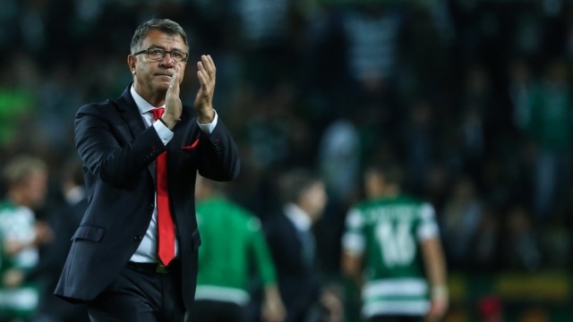 Τάκης Λεμονής: Παρελθόν από τον πάγκο της Ραντνίτσκι μετά από 11 μόλις παιχνίδια