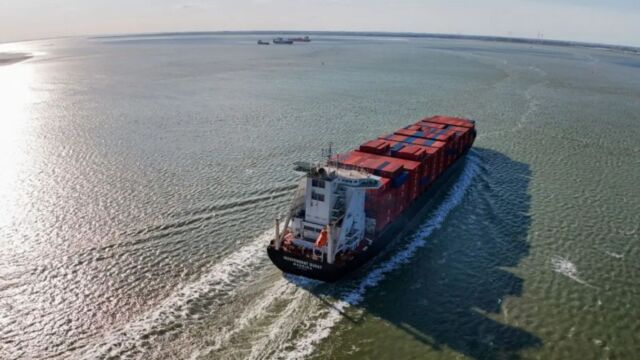 Στενά του Ορμούζ: Έσοδα δισεκατομμυρίων για τη Ρωσία από τον αποκλεισμό - Κρίσιμη στρατιωτική σύσκεψη στη Βρετανία