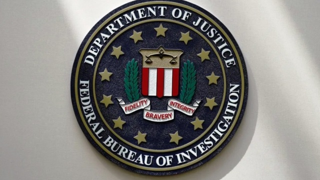 FBI: Προειδοποίηση για ιρανική απειλή στις ΗΠΑ, ενώ ο Τραμπ υποβάθμιζε τον κίνδυνο
