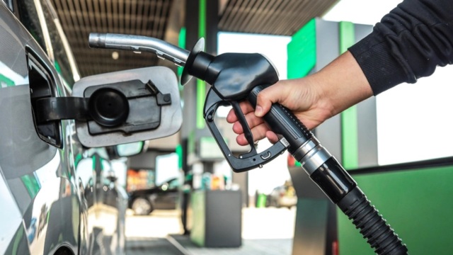 Fuel Pass 2026: Τα ΑΦΜ που μπορούν να κάνουν αίτηση την Μεγάλη Πέμπτη - Tι αλλάζει από την Μεγάλη Παρασκευή