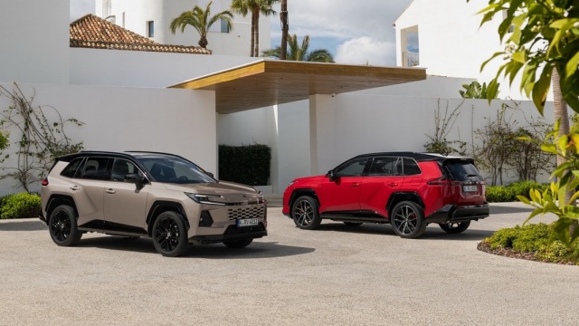 Οδηγούμε στην Ισπανία το νέο Toyota RAV4