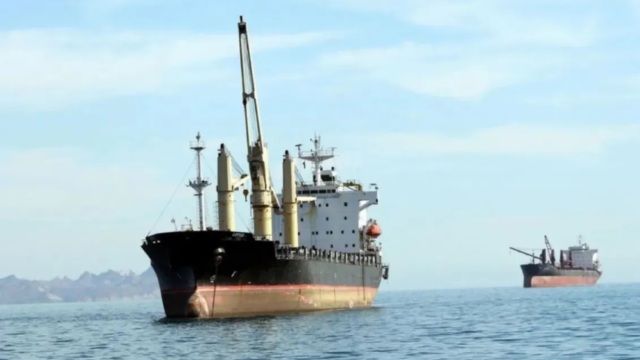 Στενά του Ορμούζ: Το Ιράν φέρεται να ζητά 2 εκατ. δολάρια για τη διέλευση πλοίων