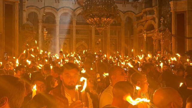Ισραηλινό υπουργείο Εξωτερικών: Η τελετή του Αγίου Φωτός μπορεί να γίνει με ασφάλεια στον Ναό της Αναστάσεως (Εικόνες)