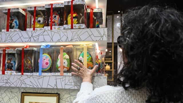 Πάσχα: Τι προβλέπεται για τις πληρωμές όσων εργαστούν τις αργίες