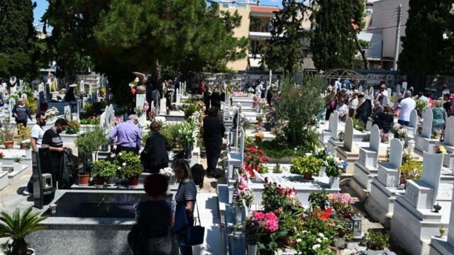 Απίστευτο περιστατικό στο Αίγιο: Άνδρας κλήθηκε να πληρώσει οικογενειακό τάφο... 33 χρόνια μετά τον θάνατό του