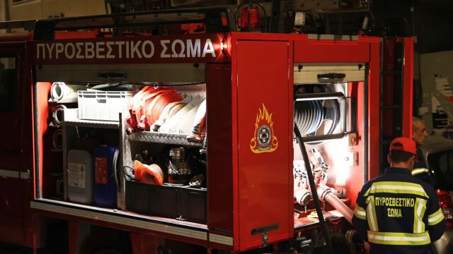 Φωτιά στο αμαξοστάσιο του δήμου Πειραιά: Σοβαρές υλικές ζημιές, σε εξέλιξη οι έρευνες