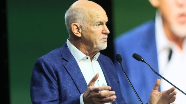 Στους μεγάλους χαμένους του Συνεδρίου του ΠΑΣΟΚ ο Γιώργος Παπανδρέου - Τι του καταλογίζουν