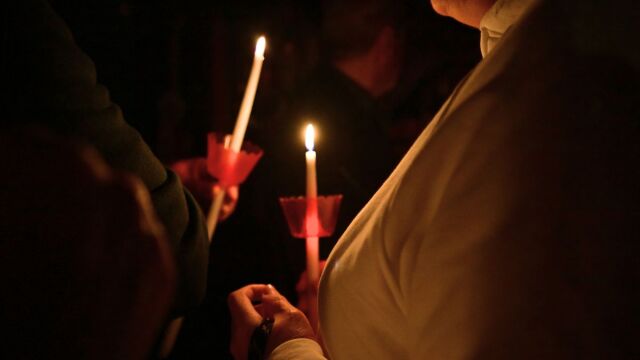 Άγιο Φως: Πόσες μέρες κρατάμε αναμμένο το καντήλι σπίτι
