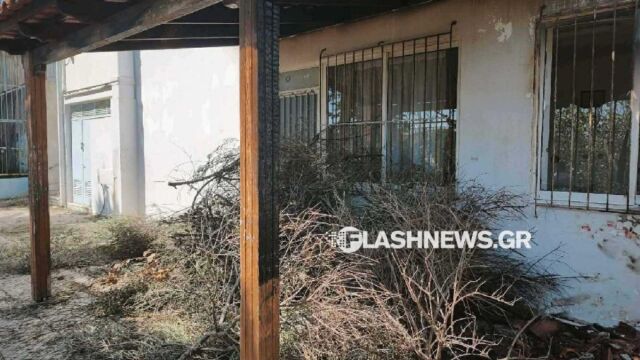 Απίστευτο περιστατικό στην Κρήτη: Μάζευαν ξύλα για τον Ιούδα και έκαψαν κτίριο στα Χανιά (Εικόνες)