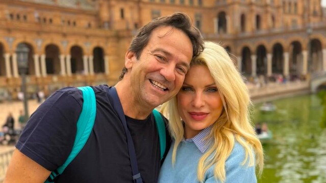 Ελένη Μενεγάκη: Πάσχα στη Σεβίλλη με τον Μάκη Παντζόπουλο - Η φωτογραφία αγκαλιά και το μήνυμα που ξεχώρισε