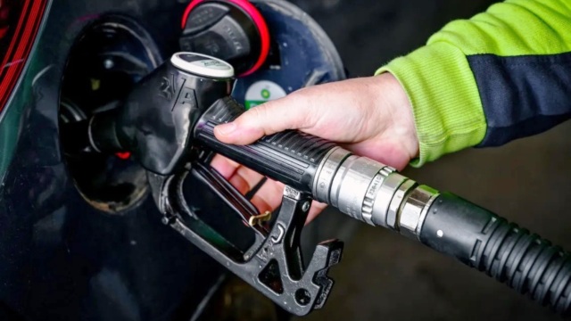 Fuel Pass: Η προθεσμία που δεν πρέπει να χάσουν οι δικαιούχοι