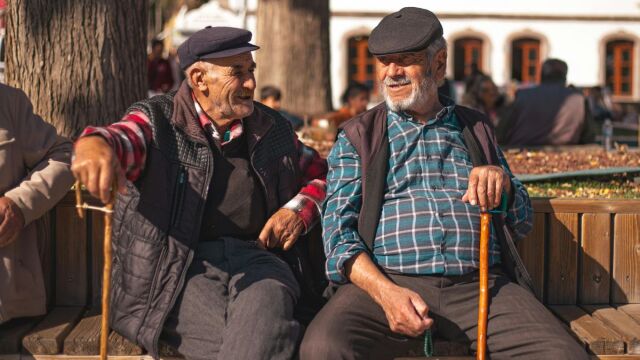 Γιατί οι συνταξιούχοι ασχολούνται με απλά πράγματα όπως κηπουρική, μαγείρεμα και ψάρεμα;  Ψυχολόγοι αναλύουν