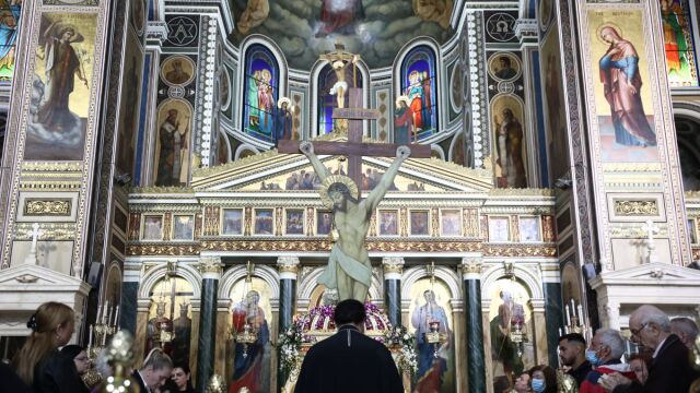 Ηράκλειο Κρήτης: Συνελήφθη 60χρονος ιερέας λίγο πριν ψάλλει το 