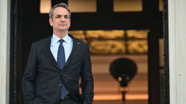 Νέα σενάρια για κάλπες το φθινόπωρο - Ηχηρές μεταρρυθμιστικές παρεμβάσεις ετοιμάζει το Μέγαρο Μαξίμου