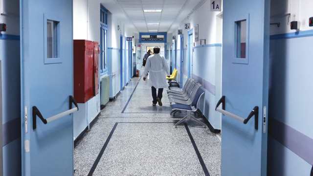 Σχέδιο για ασφαλή δημόσια νοσοκομεία: Το πρόσφατο περιστατικό βίας στη Σύρο και η άμεση ανταπόκριση του Άδωνι Γεωργιάδη