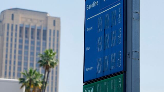 Πετρέλαιο: Υποχώρησε η τιμή του Brent, κάτω από 100 δολάρια - Παραμένει η έντονη ανησυχία