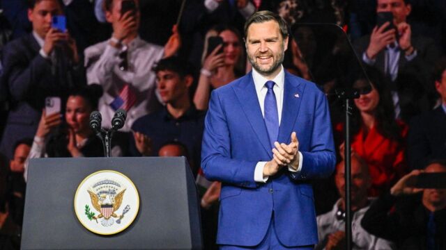 Τζέι Ντι Βανς: Η μπάλα βρίσκεται στο γήπεδο των Ιρανών, να παραδώσει το εμπλουτισμένο ουράνιο η Τεχεράνη