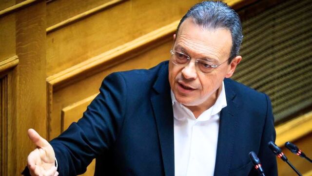 Σφοδρή επίθεση Φάμελλου κατά Λαζαρίδη: Tι άλλο πρέπει να αποκαλυφθεί για να διώξει ο Κυριάκος Μητσοτάκης τον 