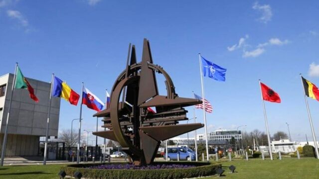 Wall Street Journal: Οι Ευρωπαίοι ετοιμάζουν εναλλακτικό σχέδιο αν ο Τραμπ βγάλει τις ΗΠΑ από το ΝΑΤΟ