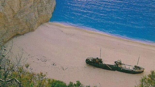 Κεφαλονιά: Πώς συνδέεται ο πατέρας της 19χρονης Μυρτούς με το Ναυάγιο στη Ζάκυνθο - Από ιδιοκτήτης του 