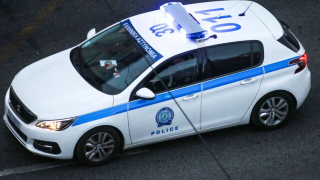 Νίκαια: Συλλήψεις για παράνομα πυροτεχνήματα, 14χρονος με 