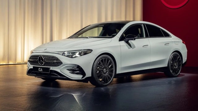 Mercedes-Benz CLA Hybrid: Η υβριδική τεχνολογία της νέας εποχής
