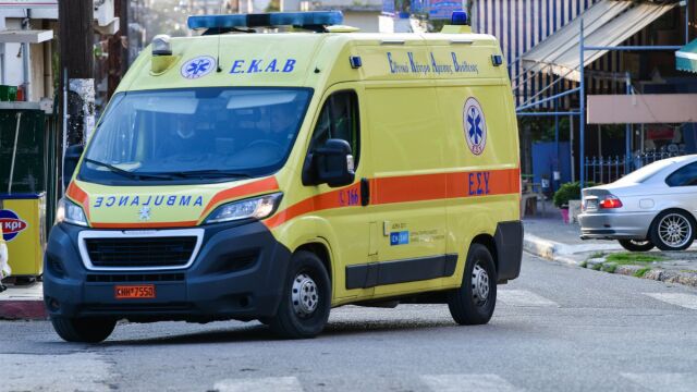 Μεταξουργείο: Στο νοσοκομείο 40χρονος που έπεσε θύμα ληστείας - Τον τραυμάτισαν στο πόδι με αιχμηρό αντικείμενο