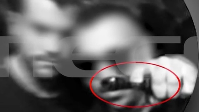 Μυρτώ: Σοκ με το παρελθόν του αρσιβαρίστα - Αποκαλυπτικές φωτογραφίες και βίντεο με όπλα και χρήματα