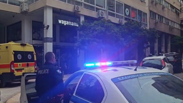 Θρίλερ με νεκρή γυναίκα σε ακάλυπτο πολυκατοικίας στο κέντρο της Αθήνας: Προσήχθη ένας ύποπτος (Βίντεο)