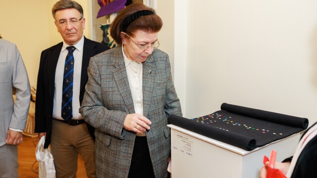 Λίνα Μενδώνη από το Ακροπόλ: 