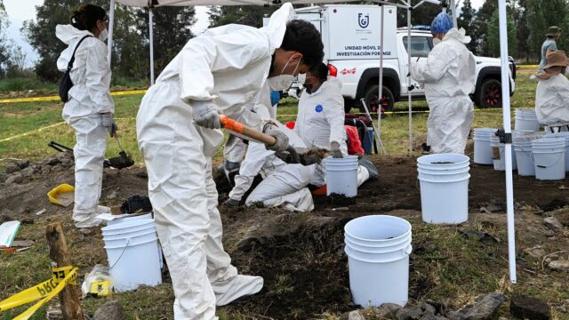 Φρίκη στο Μεξικό: Πάνω από 1.000 ανθρώπινα οστά εντοπίστηκαν σε λίμνη (Βίντεο)