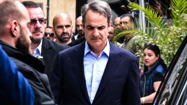 Κυριάκος Μητσοτάκης: Επισκέφθηκε για μια ακόμη ημέρα τον Ευαγγελισμό - Παρέμεινε μιάμιση ώρα (Βίντεο)