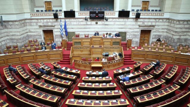 Βουλή: Προς κύρωση οι συμφωνίες της Ελλάδας με Ιταλία και Πολωνία για 