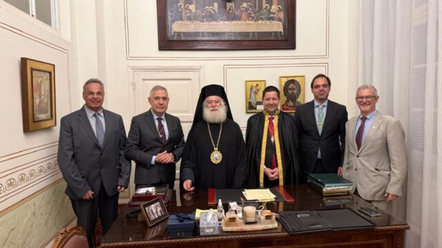 Γεράσιμος Σιάσος: Μέγας Άρχων του Πατριαρχείου Αλεξανδρείας ο Πρύτανης του ΕΚΠΑ (Εικόνες)