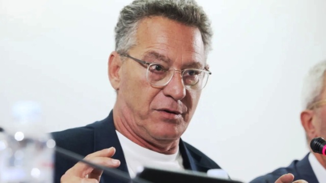 Κώστας Αρβανίτης: 