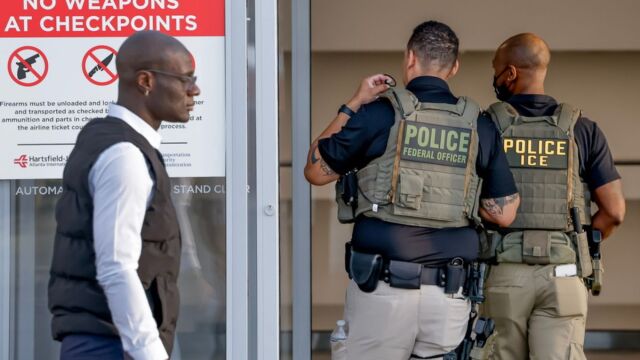 Μακελειό στη Λουιζιάνα: 31χρονος εισέβαλε σε 3 σπίτια και σκότωσε τα 7 παιδιά και τον ανιψιό του - Εξουδετερώθηκε μετά από καταδίωξη (Βίντεο)