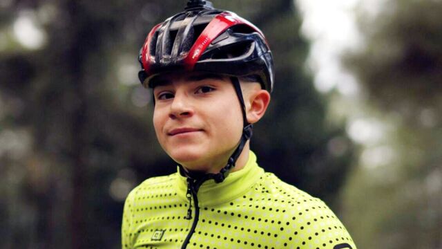 Παγκόσμια Ημέρα Αιμορροφιλίας:  Ο 15χρονος Γιάννης Λούγγος ποδηλατεί πέρα από τη νόσο