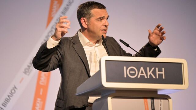 Ο Τσίπρας, που είναι έτοιμος να ανακοινώσει τον νέο φορέα, και ο επικρατέστερος για εκπρόσωπος Τύπου