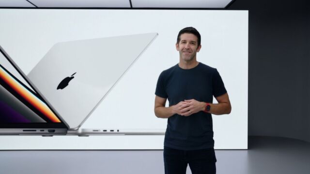 Αλλαγή σκυτάλης στην Apple: Αποχωρεί ο Τιμ Κουκ μετά από 15 χρόνια - Νέος διευθύνων σύμβουλος ο Τζον Τέρνους (Βίντεο)