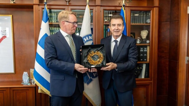 Συνάντηση Χρυσοχοΐδη με τον εκτελεστικό διευθυντή της Frontex - Η ενίσχυσή της με μέσα και ανθρώπινο δυναμικό στο επίκεντρο της συζήτησης